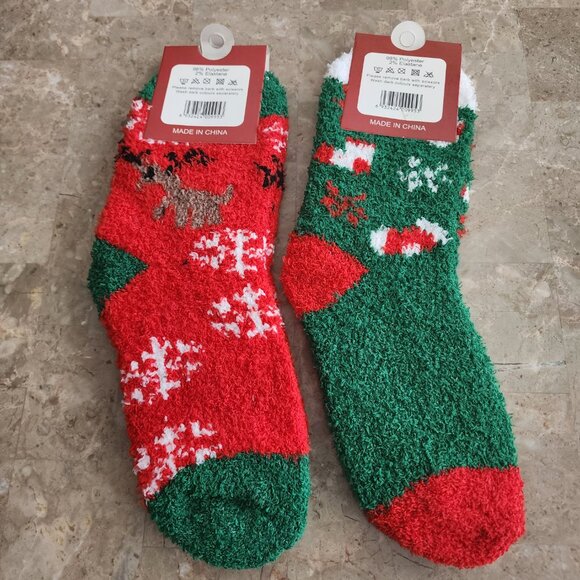Women's Colorful Christmas Fluffy Socks (2pk) - Picture 2 of 6